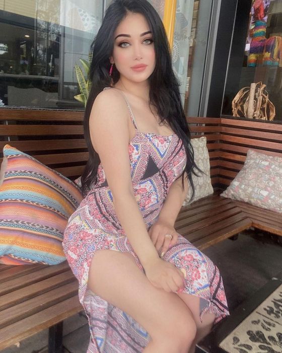 Сексуальные удовольствия на крыше: что нужно знать, прежде чем заняться сексом с куртизанкой в бассейне